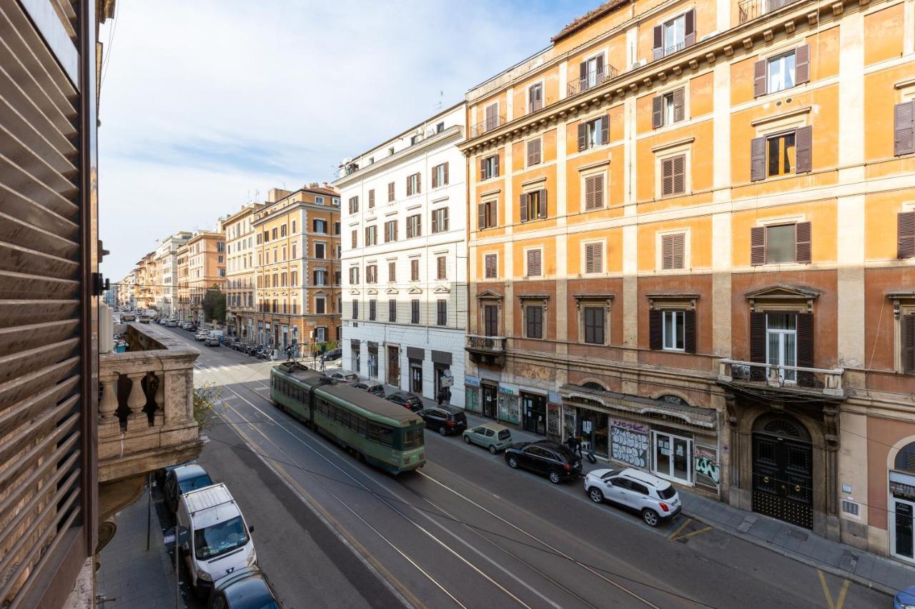 Alveare Bed & Breakfast Рим Екстер'єр фото