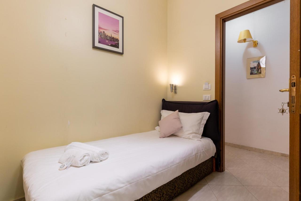 Alveare Bed & Breakfast Рим Екстер'єр фото